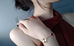 乳欲人妻办公室奶水在线电影国产